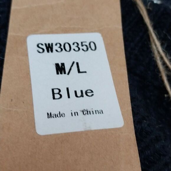 Selfie Couture By TRENDOLOGY Patched Sweater...Size M/L. - Picture 8 of 8